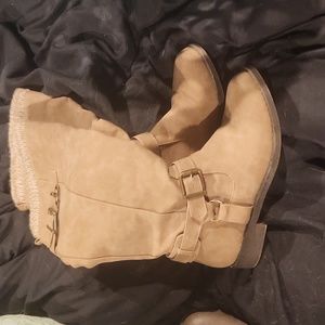 Size 7 calf high tannish brown boots with knit top